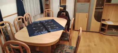 Ein Sitzbereich in der Unterkunft 2-room Appartment near Westbahnhof (U 3)