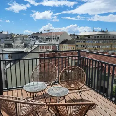 SkySuite Holiday Home