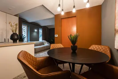 Ein Sitzbereich in der Unterkunft Brand-new double bedroom apartment