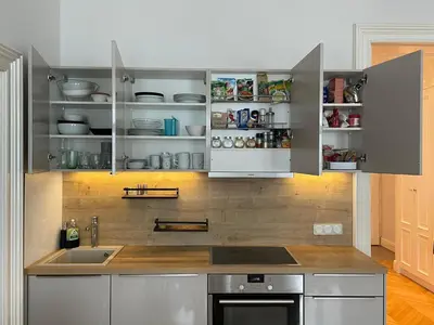 Küche/Küchenzeile in der Unterkunft Luxury 2BR Apartment Neubaugasse