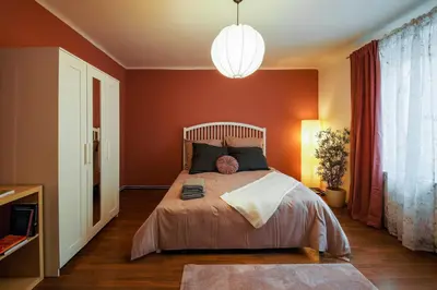 Ein Bett oder Betten in einem Zimmer der Unterkunft Cosy apartment in great Location