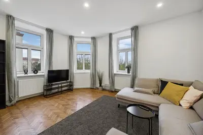 Ein Sitzbereich in der Unterkunft Big spacious central apartment in Vienna