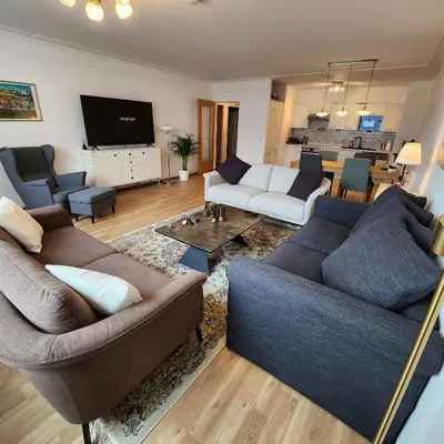 TV/Unterhaltungsangebot in der Unterkunft Lovely Apartment for 4 on the Danube River - Free Private Parking