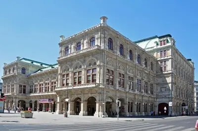 Das Gebäude in dem sich das Hotel befindet