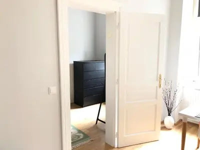 Ein Bett oder Betten in einem Zimmer der Unterkunft Classic, Modern&Charming! 7min to Vienna’s center!