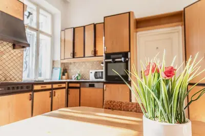 Grundriss der Unterkunft Spacious 4-Bedroom Shared Flat in the Heart of Vienna