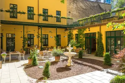 Ein Garten an der Unterkunft Serenity Suite Vienna