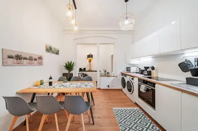 Küche/Küchenzeile in der Unterkunft 3 Bedrooms - 75sqm - 15 Min. City Center