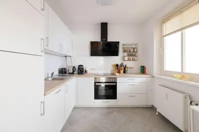 Küche/Küchenzeile in der Unterkunft NEW! Cozy & Lovely Home in the 3rd district