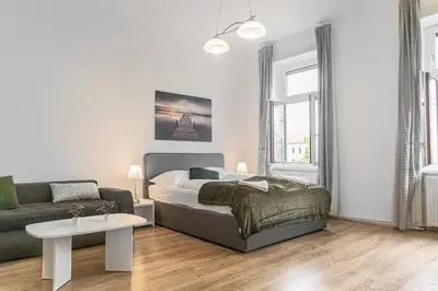 Ein Sitzbereich in der Unterkunft Welcoming 2BR Apt, near AKH- Perfect for short & Longstays