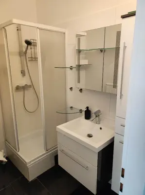 Ein Badezimmer in der Unterkunft ROKSOX-Home Meidling Schloss Schönbrunn