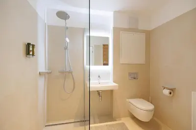 Ein Badezimmer in der Unterkunft The Splash by JR City Apartments