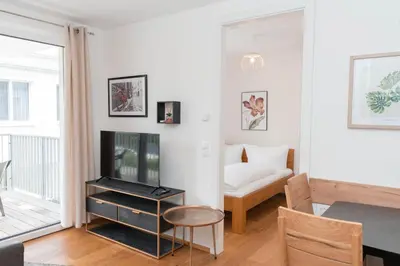 TV/Unterhaltungsangebot in der Unterkunft Modern apartment with big balcony near city center